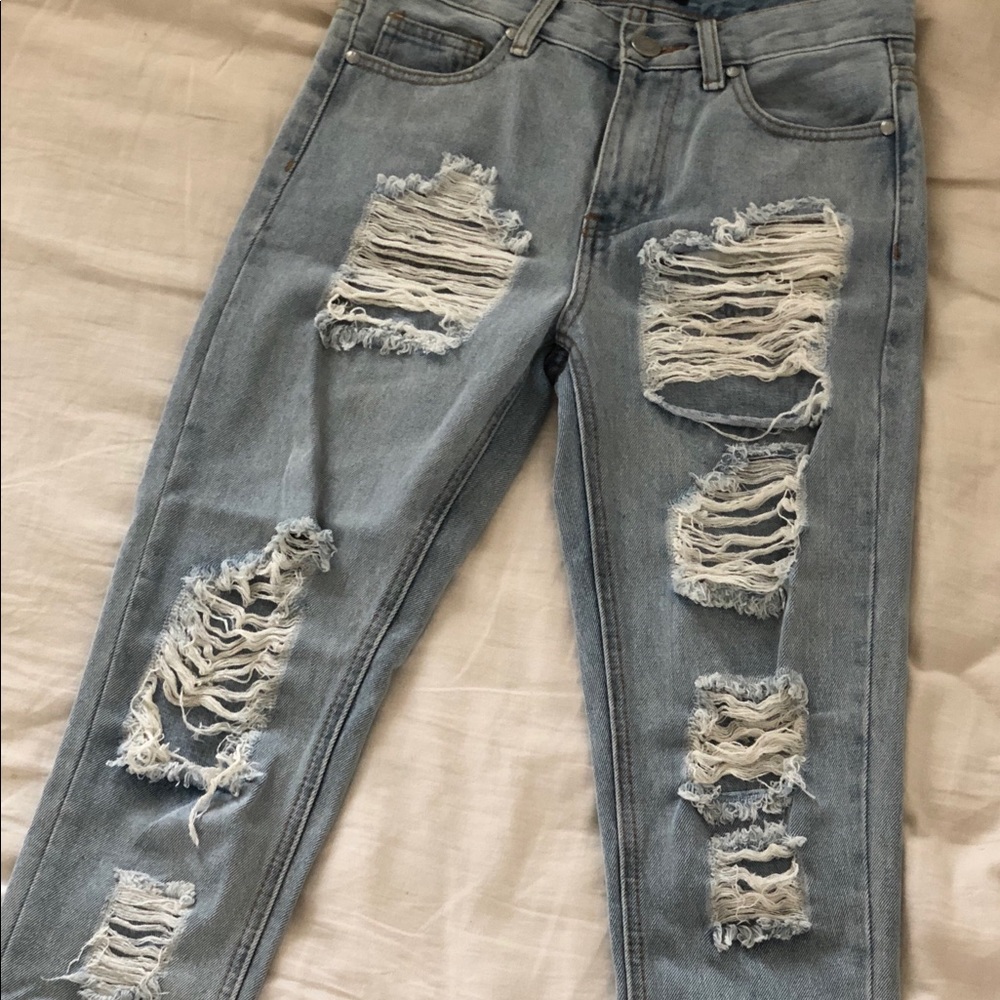Ripped Mom Jeans